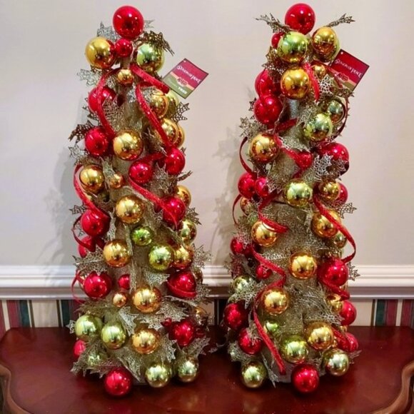 (2) Vintage Cracker Barrel "Season of Peace" Decorative Christmas Trees NWT - Picture 1 of 5